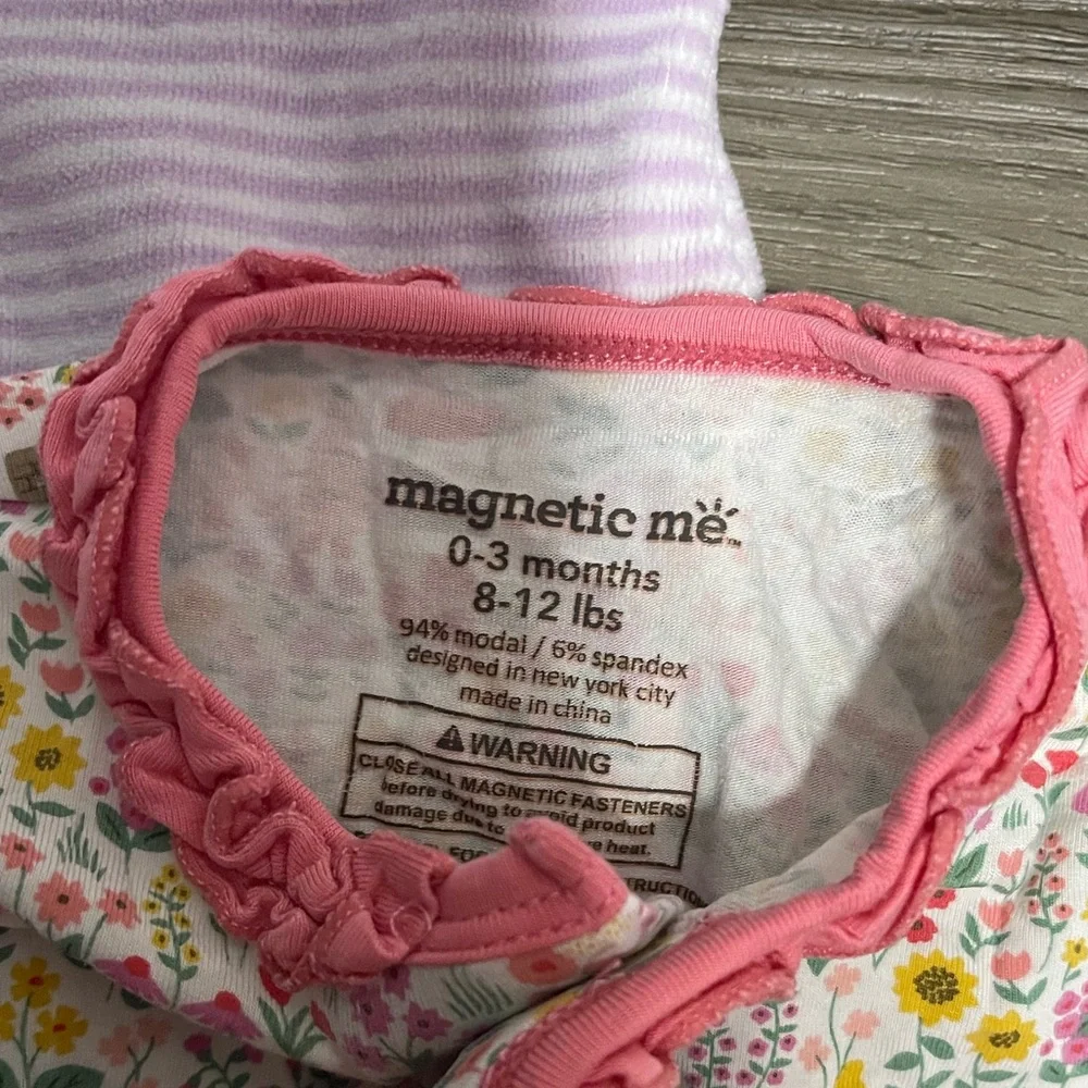 Set of 4 Magnetic Me Footed Sleepers (size 0-3 mo) - Picture 5 of 5